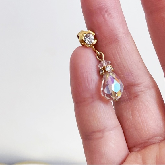 Vintage Gold Tone CZ Aurora Borealis Crystal Bead Dangle Clip Earrings 1.25” - Picture 8 of 11